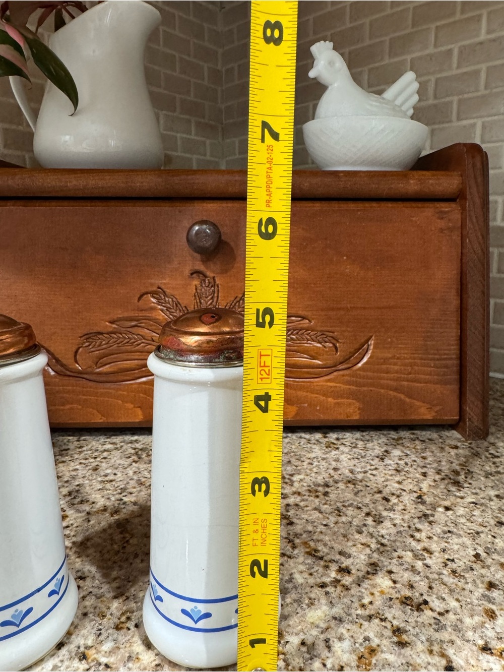 Vintage copper kitchen bundle: salt & pepper, molds & cookie press - Picture 2 of 16